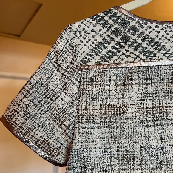 See U Soon Anthropologie Top Sz 0 Metallic Cap Sleeve Pull Over Gold Trim Crop - Picture 6 of 7